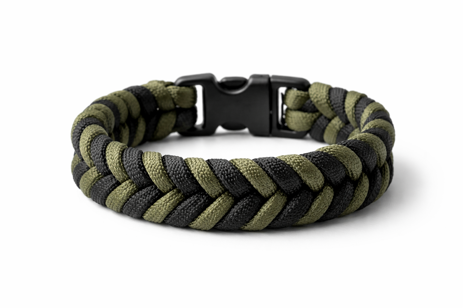 Master Your Paracord Bracelet Knots for Survival