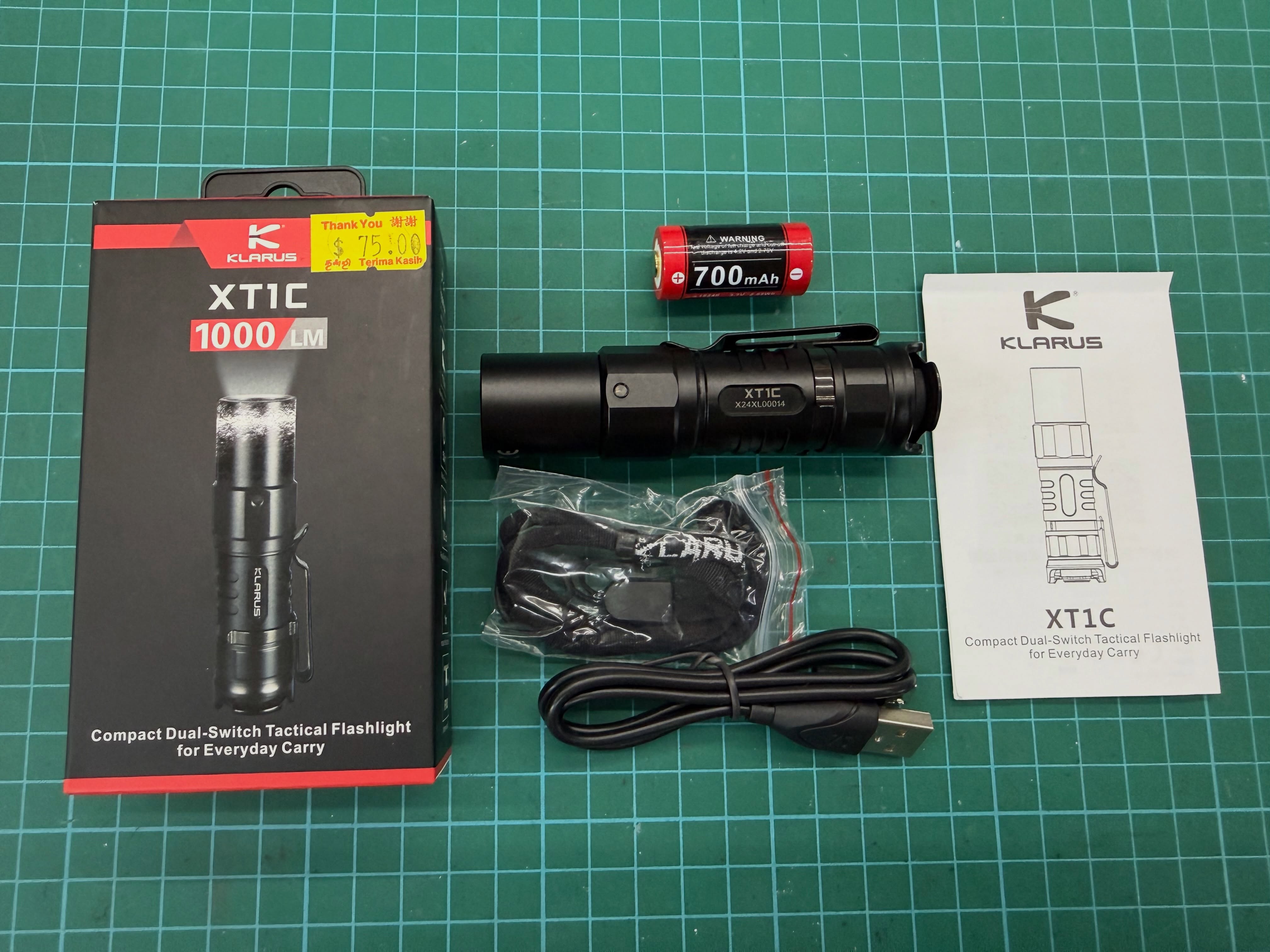 KLARUS XT1C CREE XP-L HD V6 LED - 1000 LUMENS (USES 1 X 16340 (INCLUDED) OR 1 X CR123A)