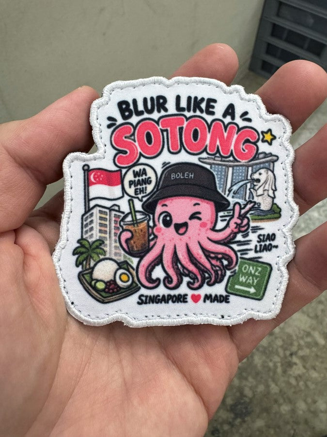 Blur Like a Sotong Velcro Patch (7.8 cm x 8 cm, Full Color)