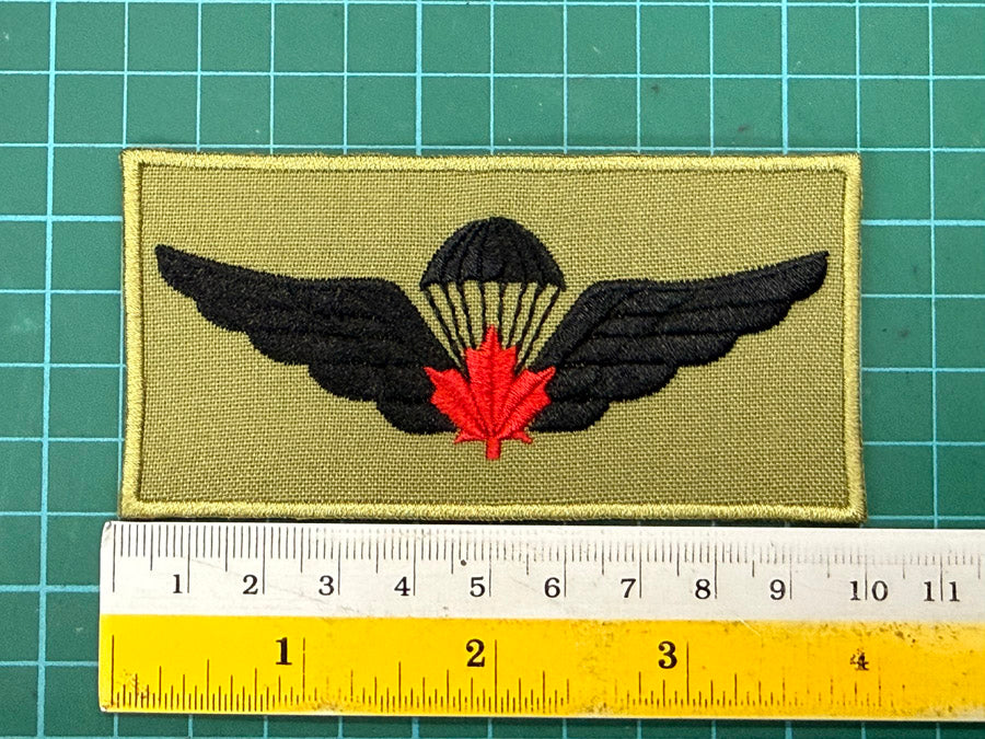 Canadian Parachutist Airborne Jump Wing Badge (10 cm x 5 cm)