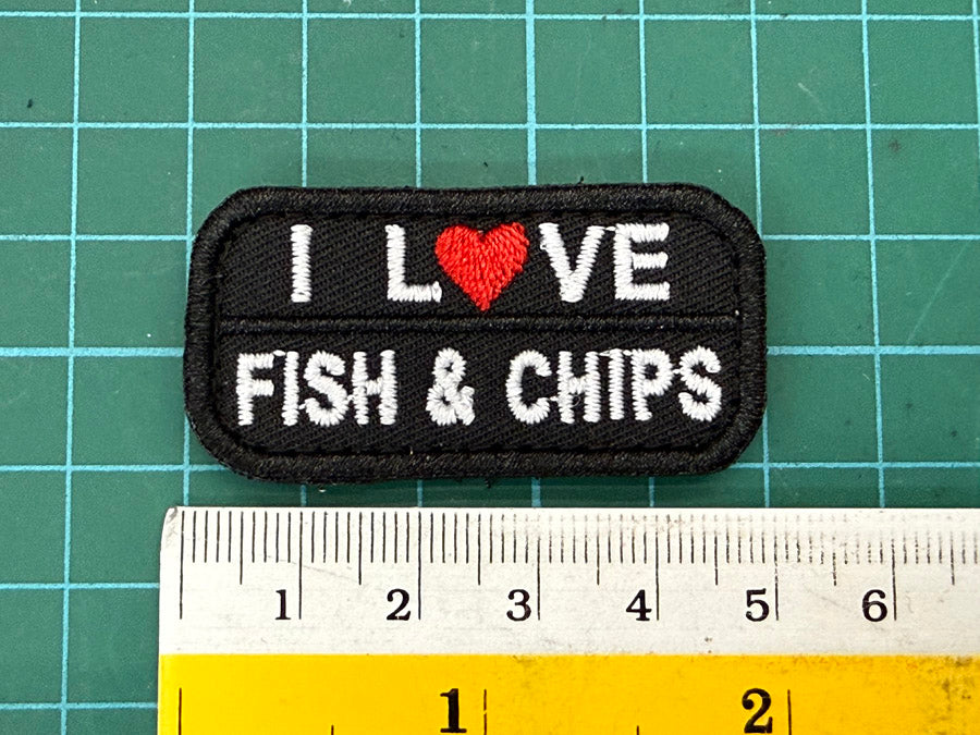 I LOVE FISH & CHIPS VELCRO PATCH - 5 CM X 2.5 CM (BLACK)