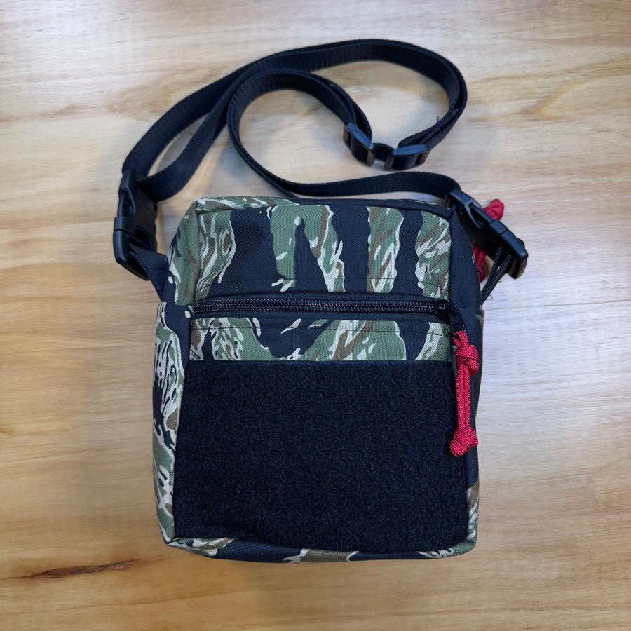 MIL-SPEC COVERT POCKET SLING BAG - 500 DENIER NYLON (TIGER STRIPE)