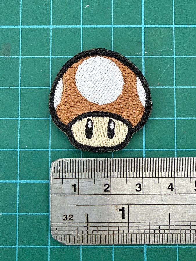 MINI MUSHROOM PATCH - COYOTE