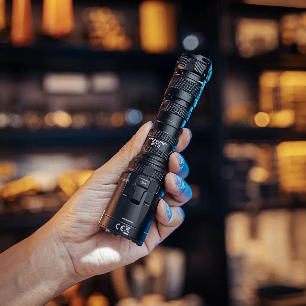 NITECORE SRT7I - 3000 LUMENS FLASHLIGHT (5000mAH LI-ION BATTERY INCLUDED)