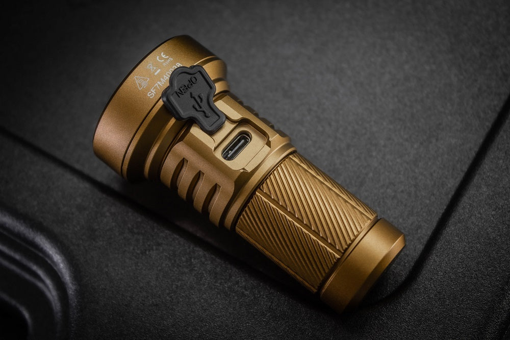 SPERAS M4 MINI RECHARGEABLE FLASHLIGHT 1320 LUMENS 652M THROW, 1 x 18350 BATTERY