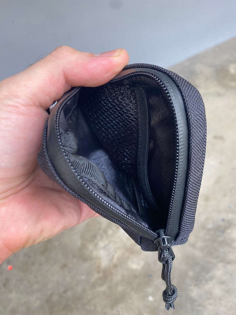 TERG L-POUCH SIZE S - BLACK