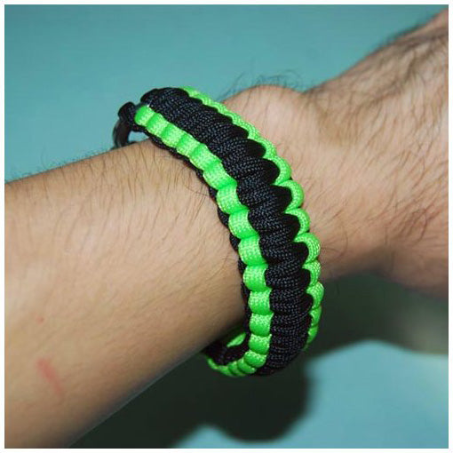 550 PARACORD SURVIVAL BRACELET - GREEN POISON DART FROG - Hock Gift Shop | Army Online Store in Singapore