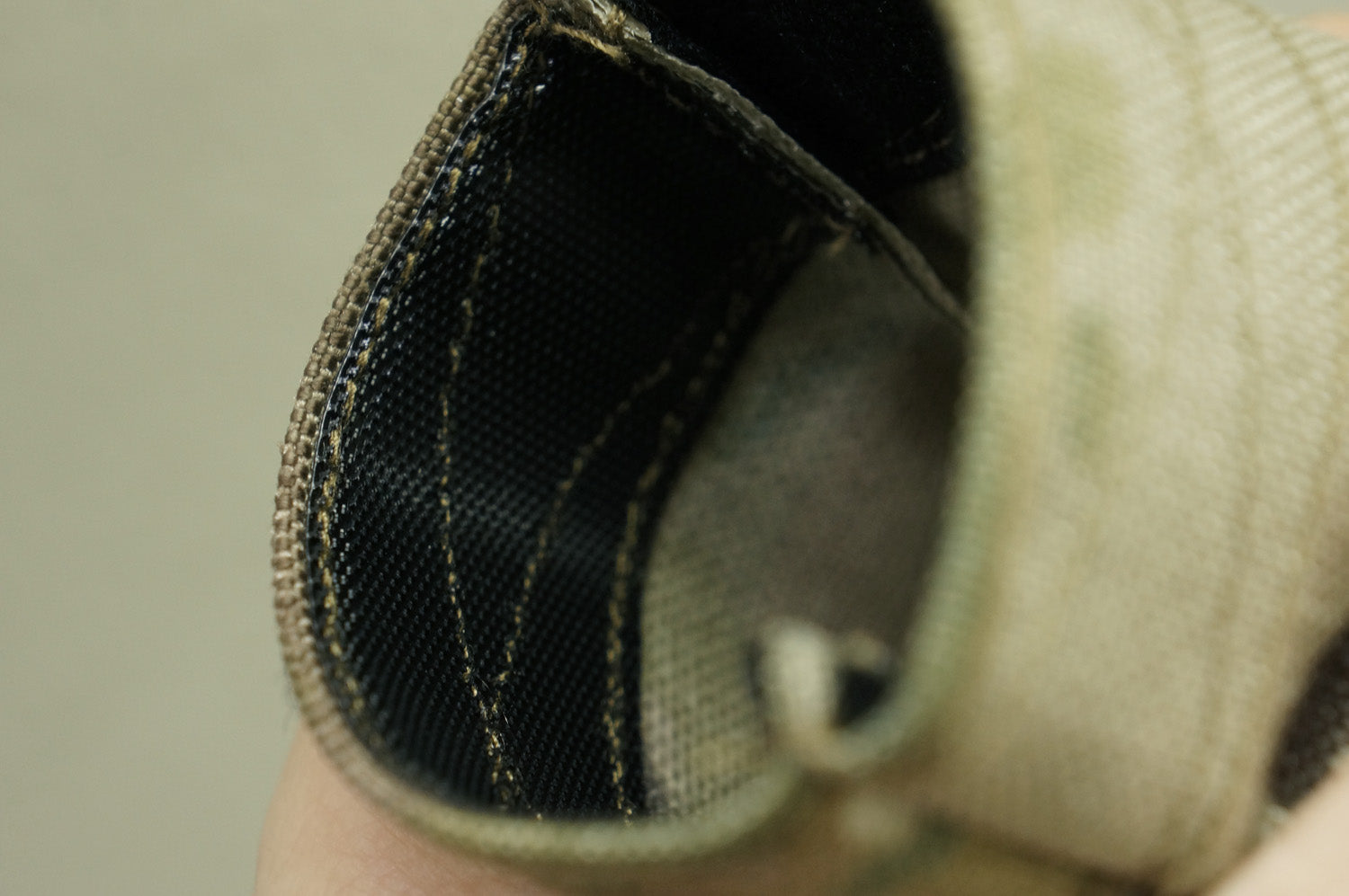 MIL-SPEC COIN PURSE - CHILD SAFE VELCRO (MULTICAM TROPIC)