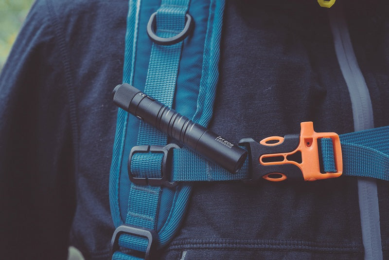 OLIGHT I3T 2 EOS DUAL OUTPUT SLIM EDC FLASHLIGHT (BATTERY INCLUDED) - 200 LUMENS - BLACK