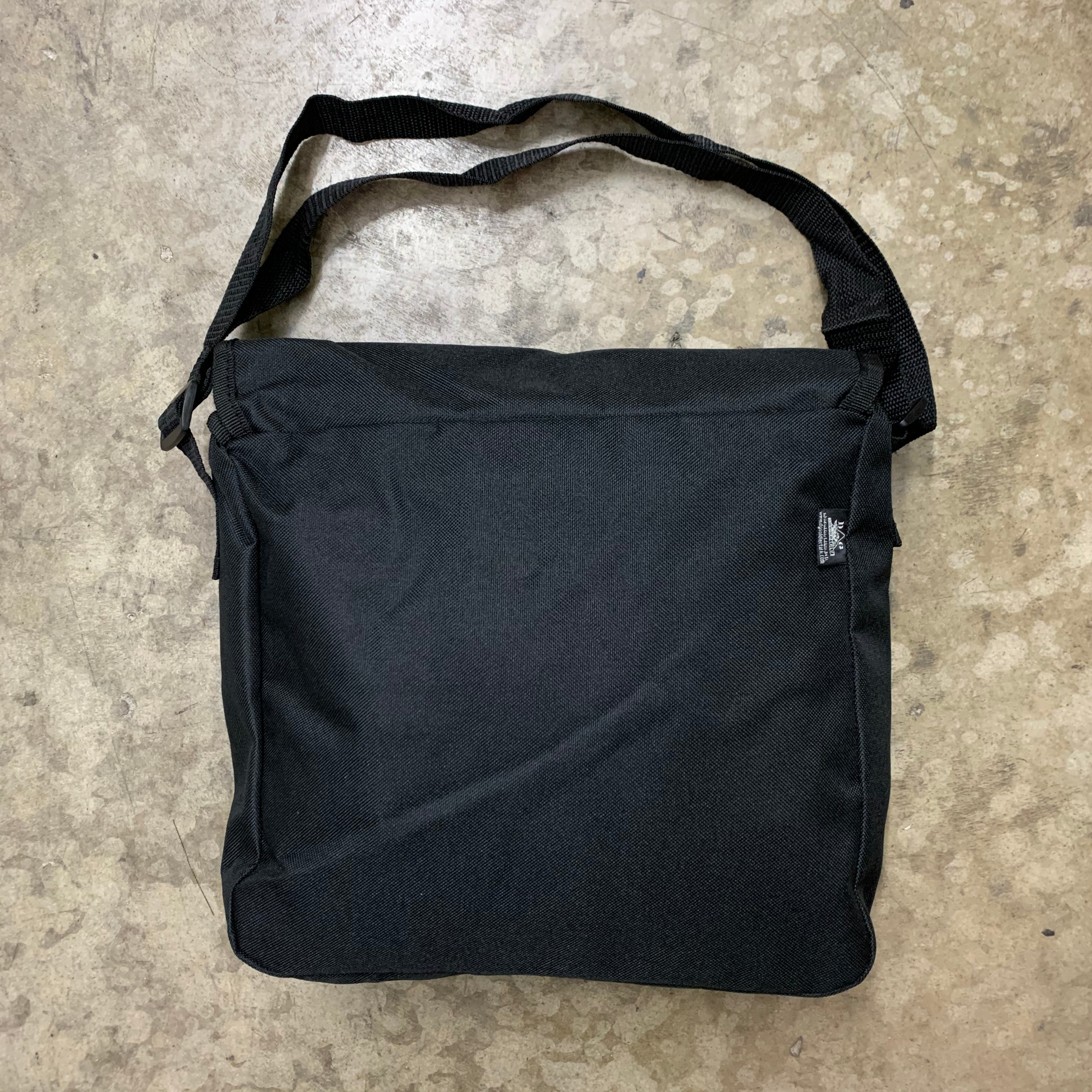D&G SOLDIERTALK EXPLORER SLING BAG - BLACK