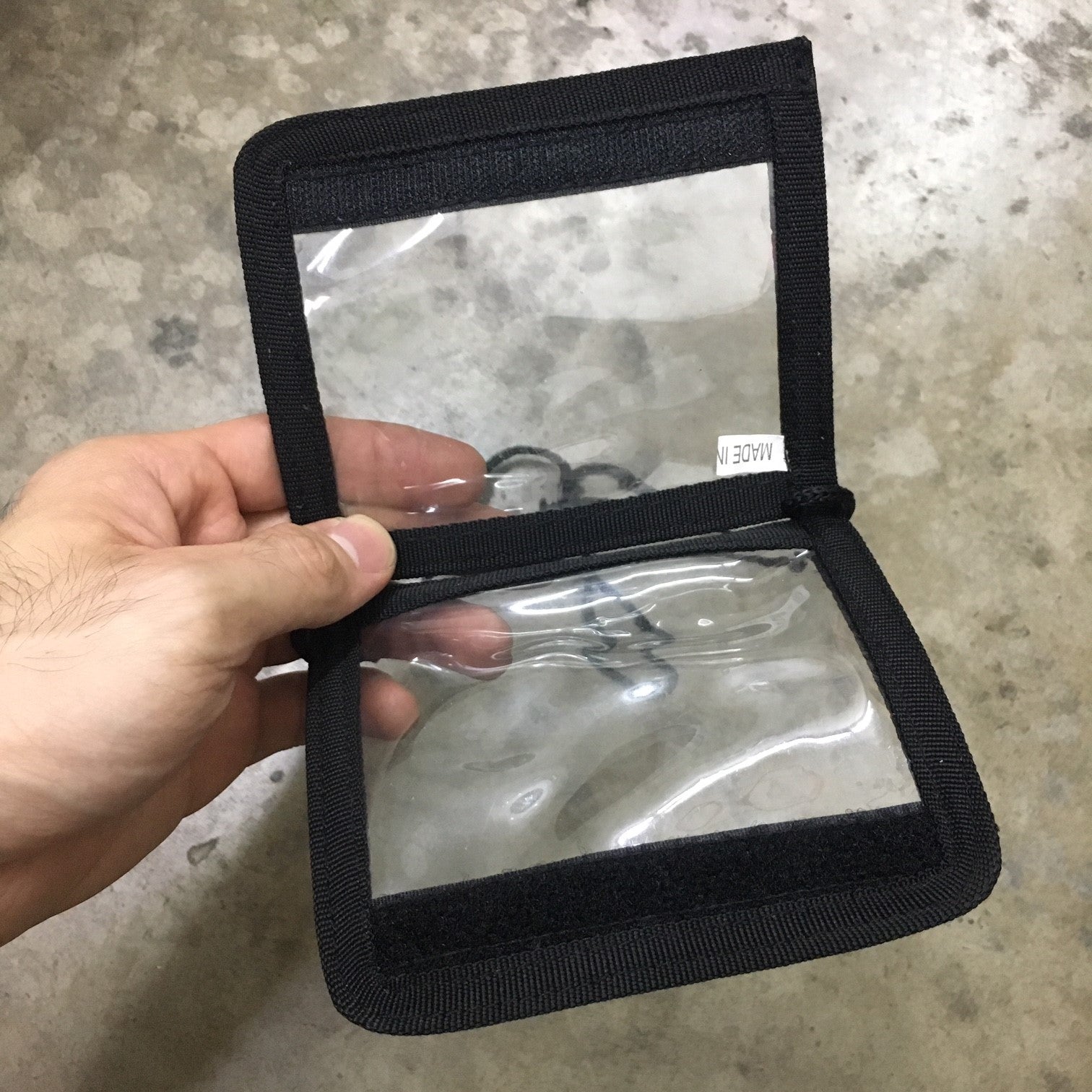 HGS CLEAR LARGE PASS HOLDER