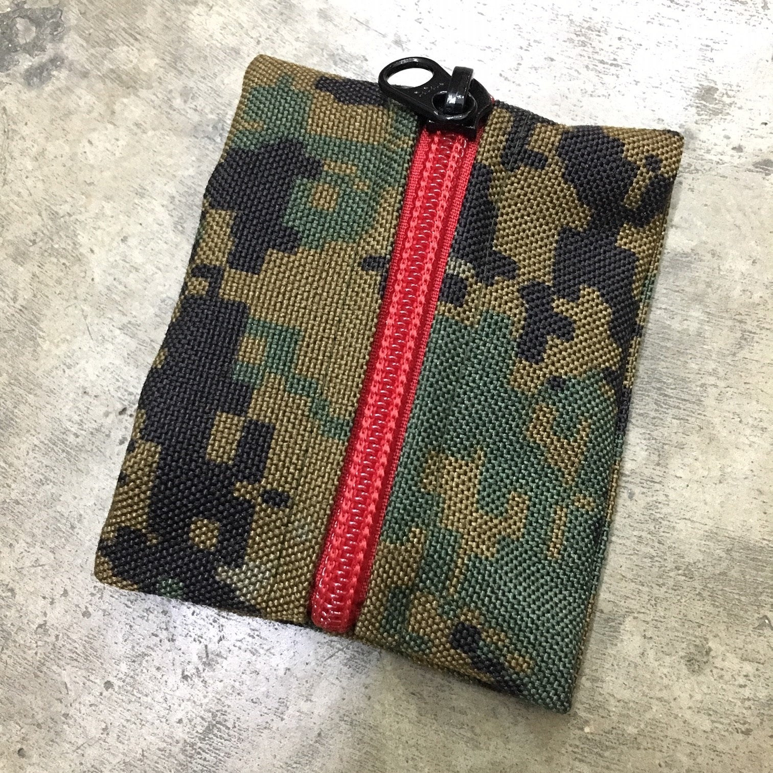 MIL-SPEC KEY WALLET WITH CARD POCKET - 1000 DENIER CORDURA (US WOODLAND DIGITAL)