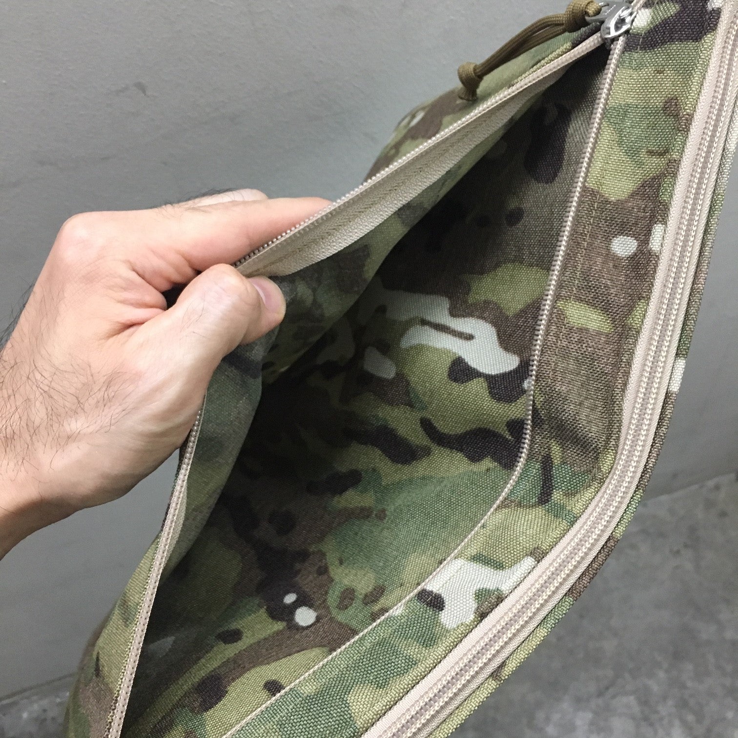 TACTICAL LAPTOP SLEEVE 15.6" - 1000D CORDURA (MULTICAM)