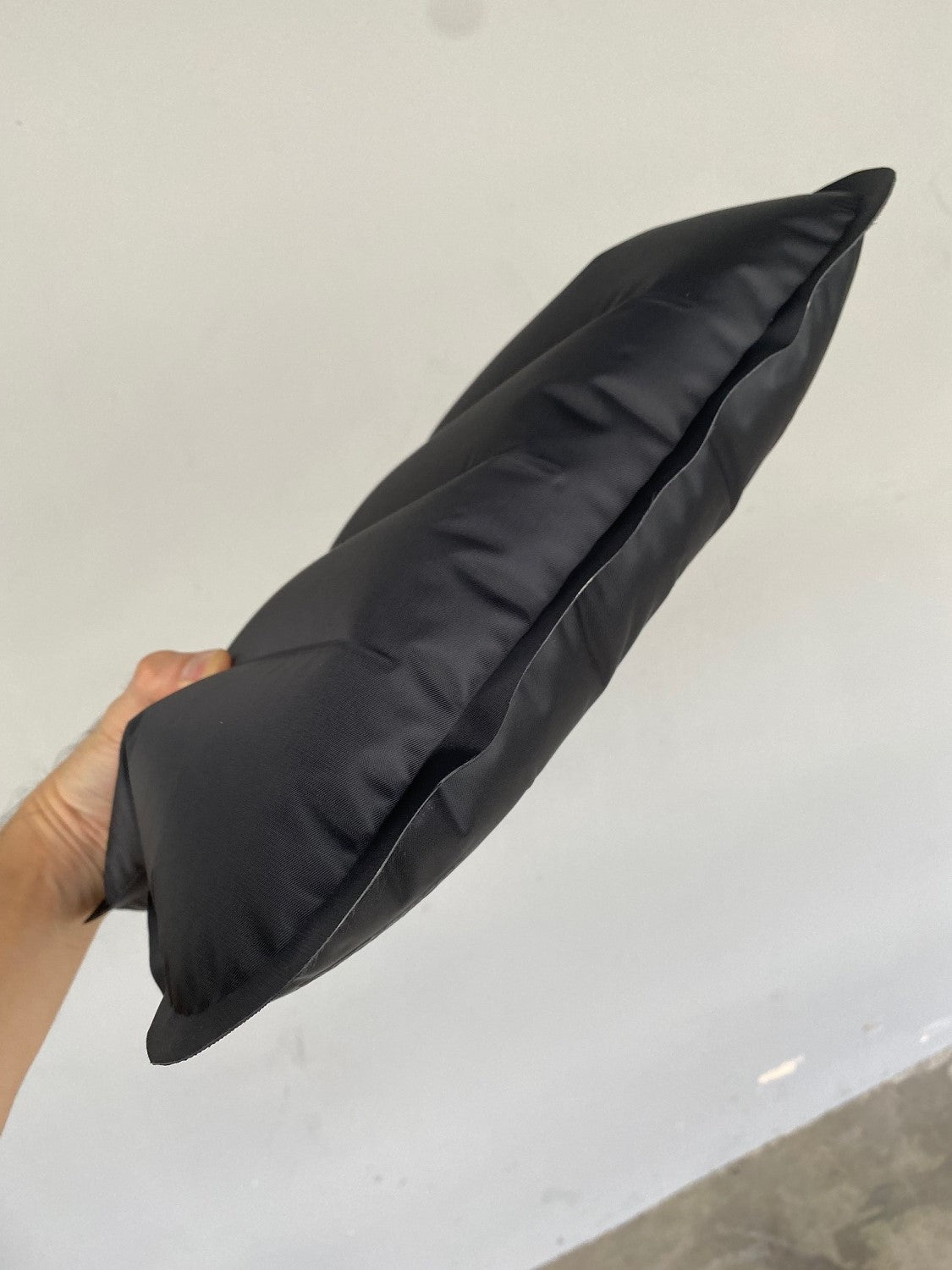 SOLDIERTALK ARMY AIR PILLOW / TRAVEL PILLOW - BLACK