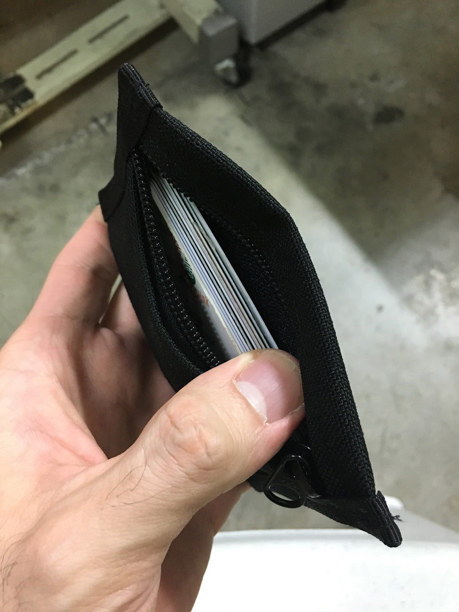 MIL SPEC CARD CASE WITH LOOP SIDE VELCRO - (MULTICAM)