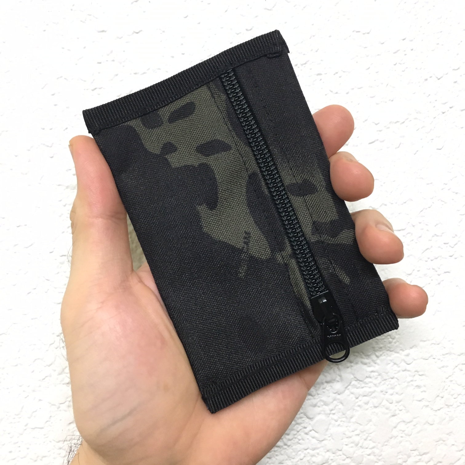 MIL SPEC CARD CASE WITH HOOK SIDE VELCRO - (MULTICAM BLACK)