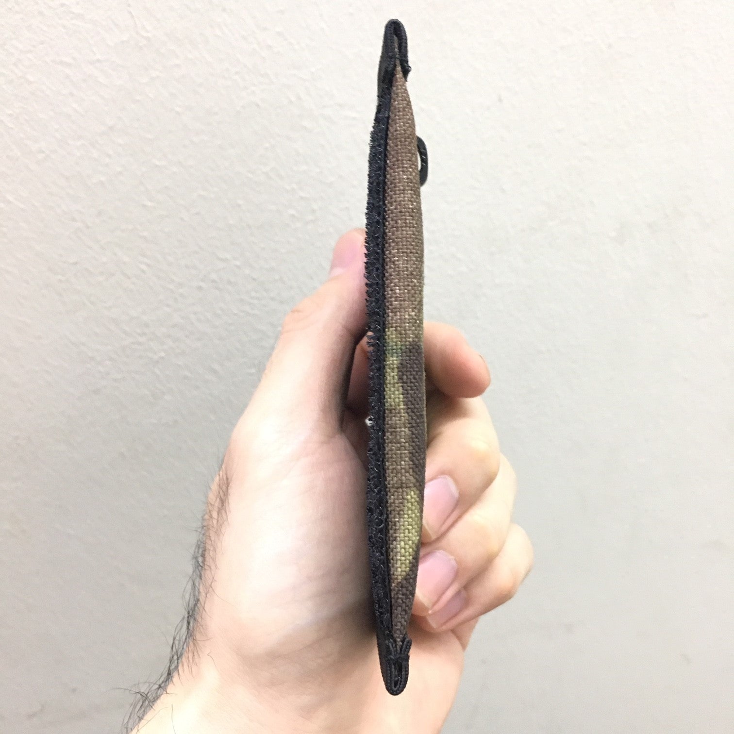 MIL SPEC CARD CASE WITH HOOK SIDE VELCRO - (MULTICAM)