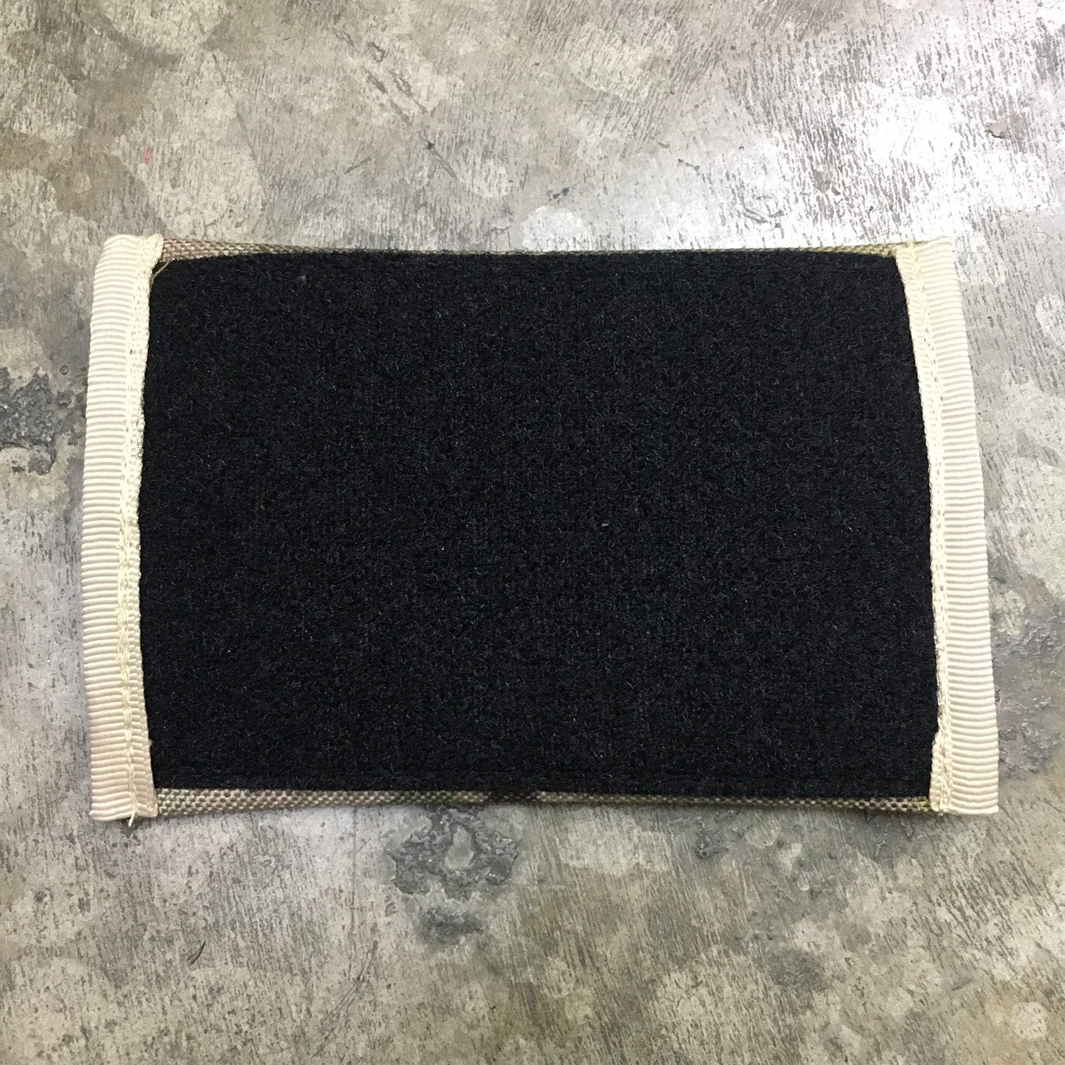 MIL SPEC CARD CASE WITH LOOP SIDE VELCRO - (MULTICAM)