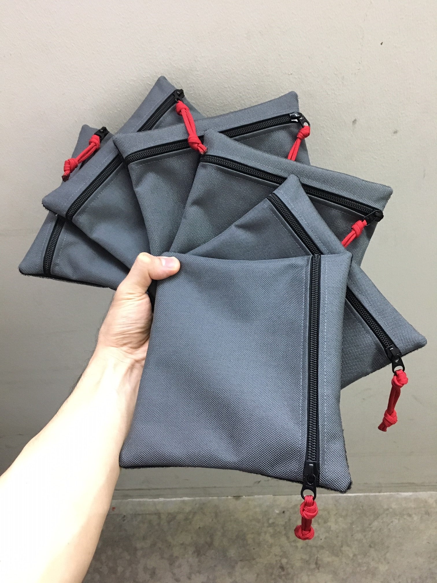 MIL-SPEC EDC POUCH HOOK SIDE VELCRO - 1000 DENIER CORDURA (STEEL GREY)