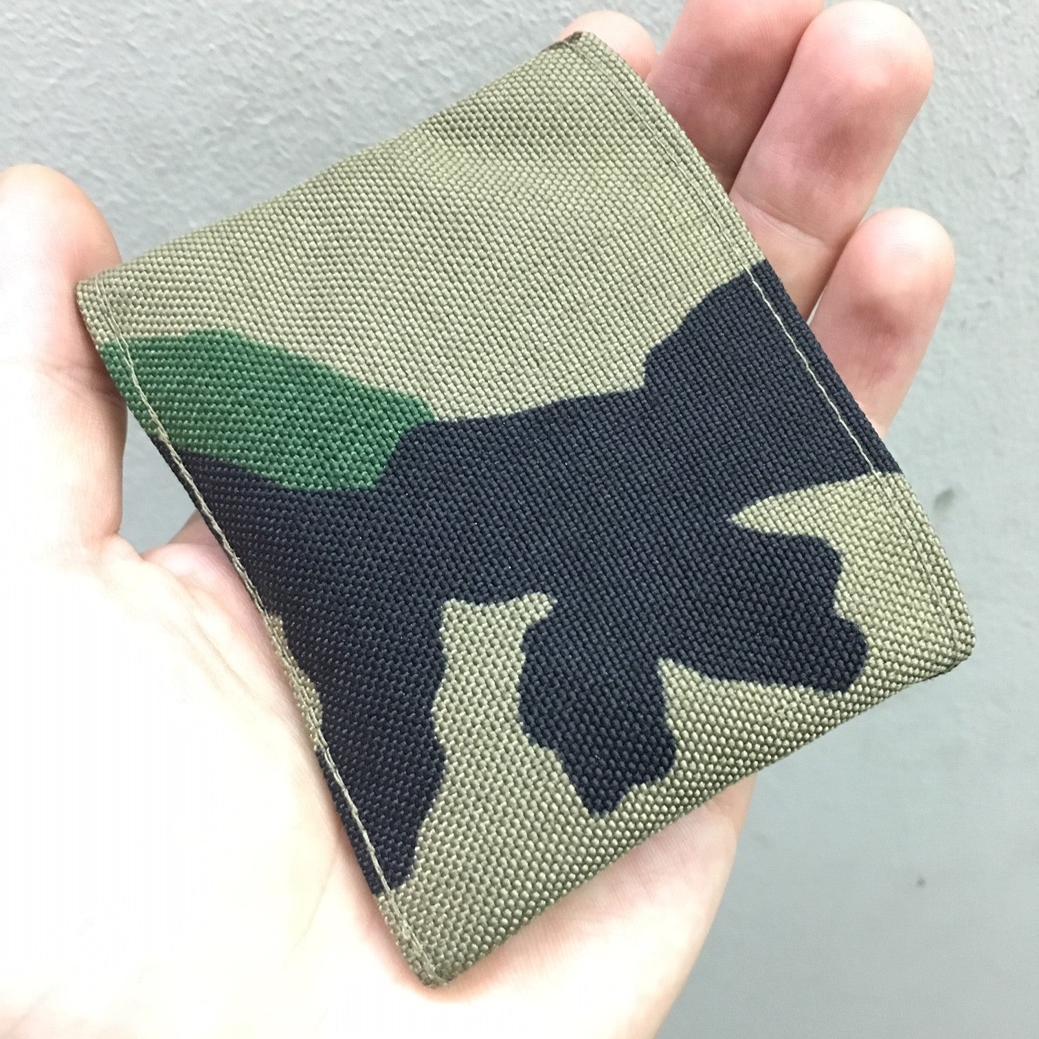 MIL-SPEC KEY WALLET WITH CARD POCKET - 1000 DENIER CORDURA (US WOODLAND)