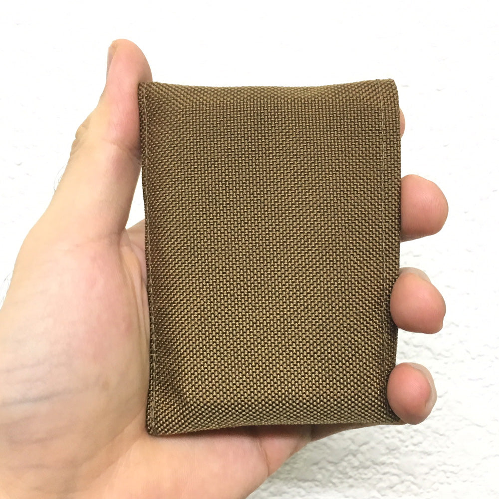 MIL-SPEC KEY WALLET WITH CARD POCKET - 1000 DENIER CORDURA (COYOTE)