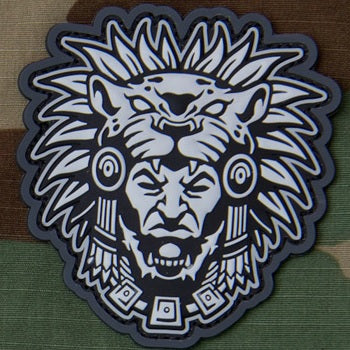 MSM AZTEC WARRIOR HEAD 1 PVC - URBAN