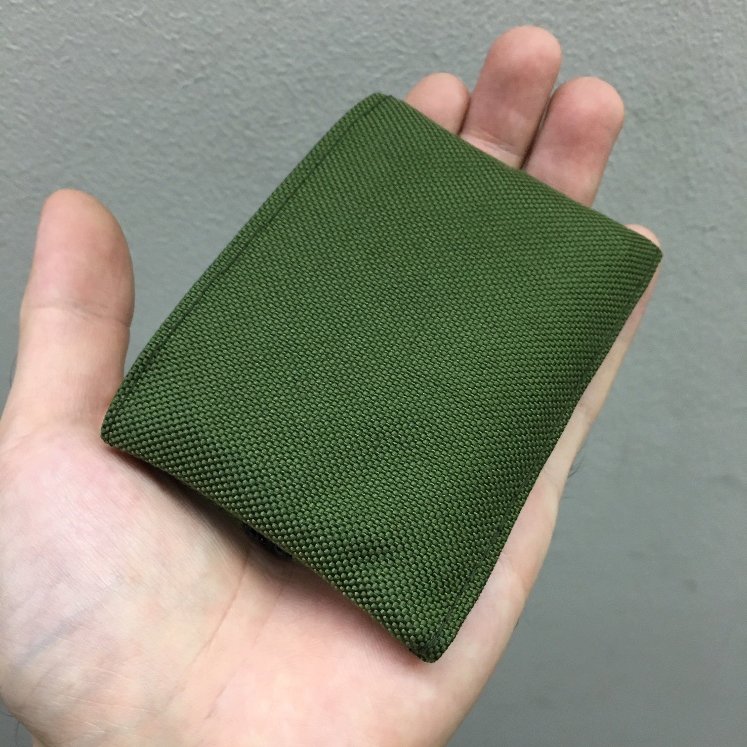 MIL-SPEC KEY WALLET WITH CARD POCKET - 1000 DENIER CORDURA (OD)