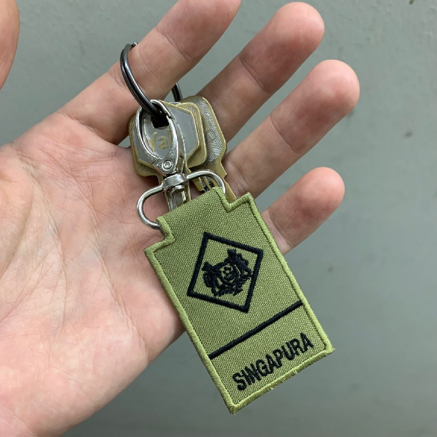 MINI SAF RANK KEYCHAIN - 3SG (OLIVE GREEN)
