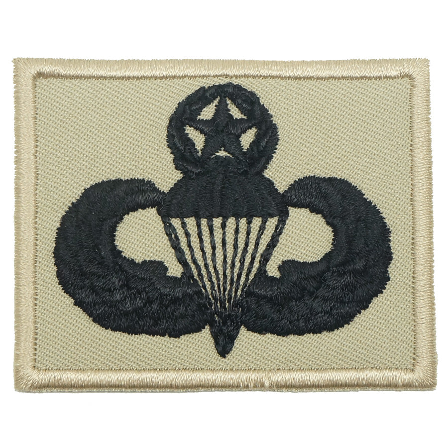 US MASTER PARACHUTIST BADGE - KHAKI