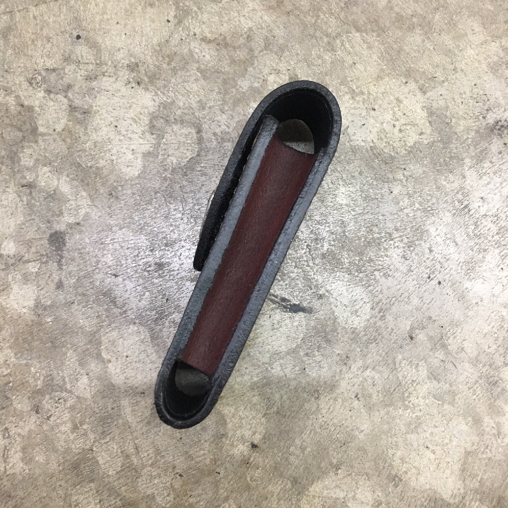 VICTORINOX LEATHER BELT POUCH, SMALL- SUITABLE FOR 91MM KNIVES (BROWN)