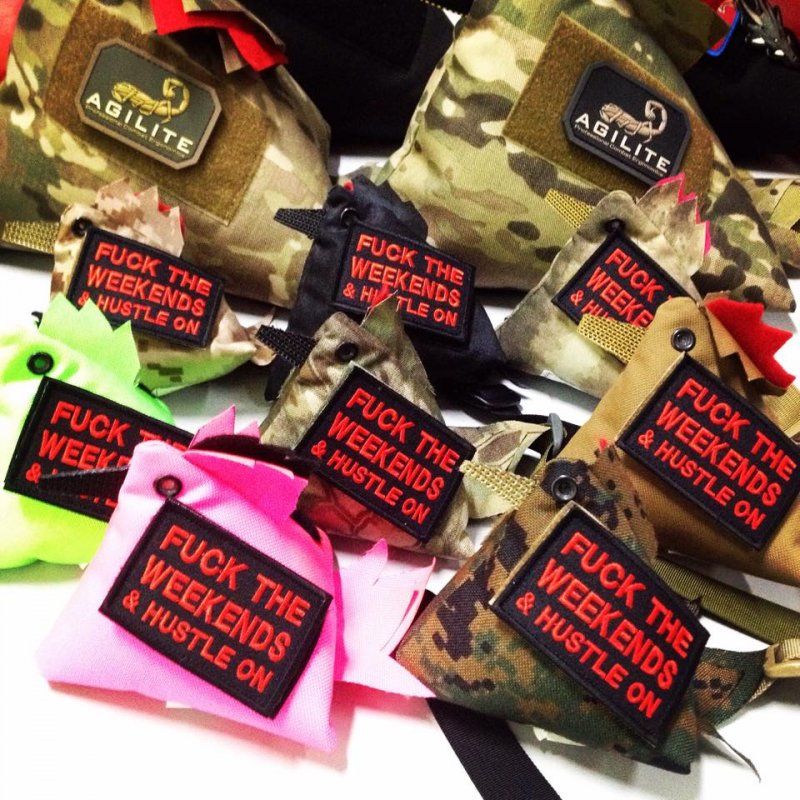 HUSTLE ON PATCH - WHITE WITH BLACK WORDS - Hock Gift Shop | Army Online Store in Singapore